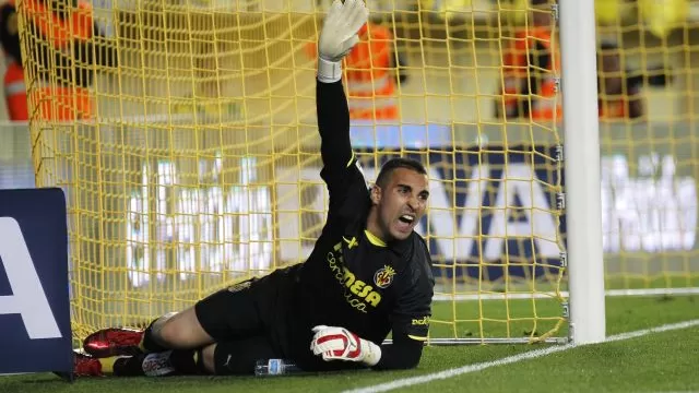 Villarreal: así fue la terrible lesión de rodilla de Asenjo