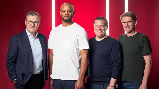 Vincent Kompany junto a los directivos del Bayern Munich listos para la tarea en la próxima temporada / Foto: Bayern Munich / Video: N Deportes