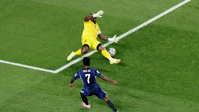 Vinicius definió con calidad y colocó el 3-0 de Brasil vs Haití antes que culmine el primer tiempo / Foto: Reuters - Jeenah Moon