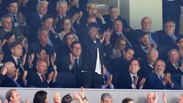 Vinicius recibió ovación en el minuto 20 del Real Madrid - Rayo