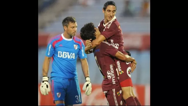 Universitario derrotó a River Plate y jugará la final de la Copa Bandes