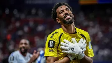 Vozinha, de estar al borde del retiro a firma el mejor contrato de su vida: sueldo en Colo Colo