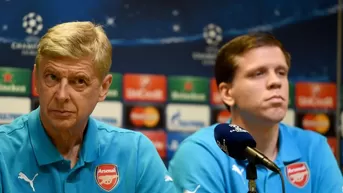 Wenger 'ampayó' fumando a Szczesny en las duchas y Arsenal lo multó