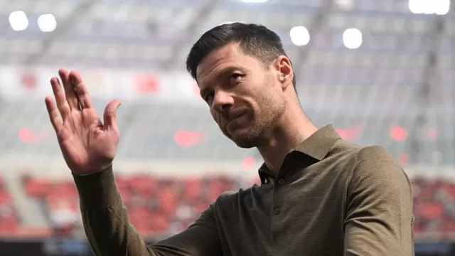 Xabi Alonso anunció que deja el Bayer Leverkusen al final de temporada y suena en el Real Madrid. | Foto: AFP