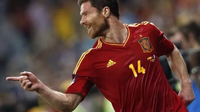 Xabi Alonso anunció su adiós de la Selección España