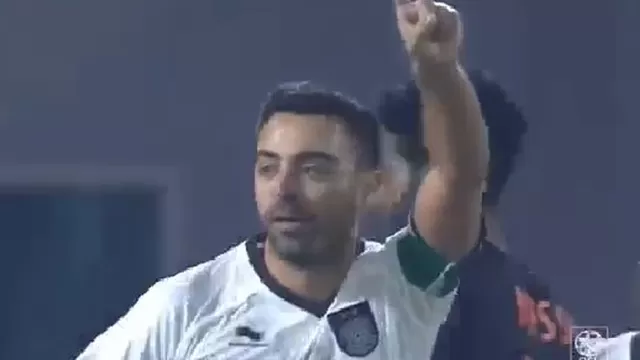 Xavi comienza a brillar con el Al Saad de Qatar y anotó su primer gol