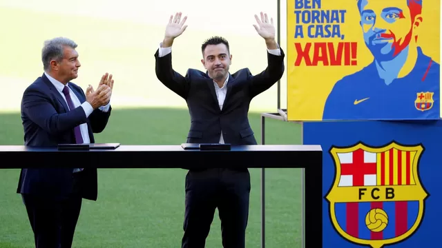 Xavi fue presentado oficialmente como nuevo DT del Barcelona