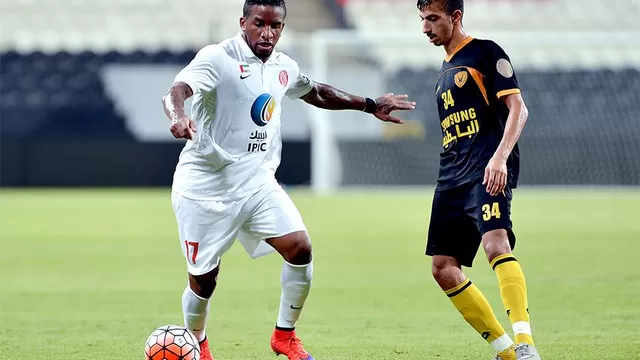 Farfán jugó los 90 minutos en el empate 1-1 del Al Jazira con Al Wahda-foto-1