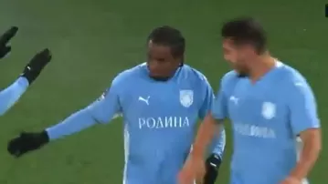 Yordy Reyna anotó al último minuto y le dio el triunfo a Rodina