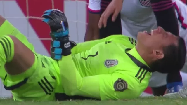 YouTube: Escalofriante lesión de codo del mexicano Luis Malagón en el Preolímpico de Concacaf