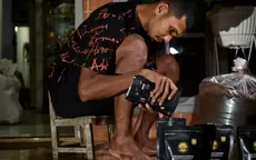 Indonesia: Jugadores trabajan como vendedores o vigilantes ante la falta de fútbol por COVID-19 - Noticias de indonesia
