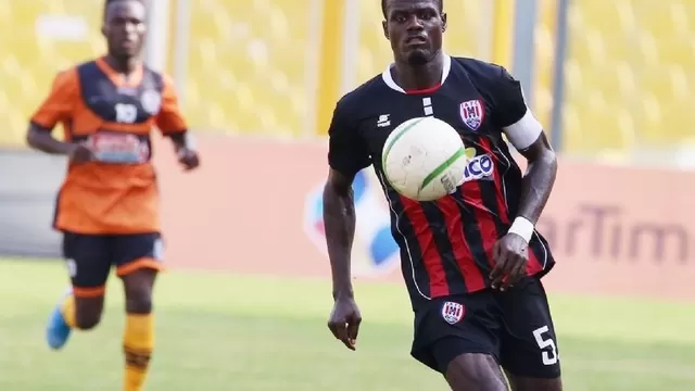 YouTube: Jugador en Ghana marcó dos autogoles a propósito para &quot;arruinar apuestas&quot;