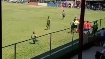 YouTube: Jugador en Guatemala simuló una agresión con una cáscara de naranja