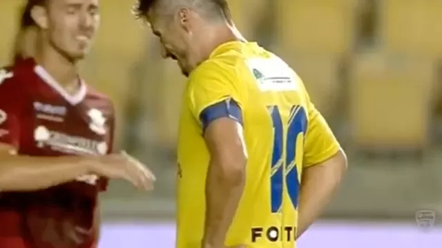 YouTube: Tres jugadores del Petrolul rumano fallaron el mismo penal ante Rapid Bucarest