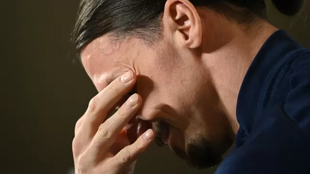 Zlatan Ibrahimovic lloró en conferencia que marca su regreso a la selección de Suecia