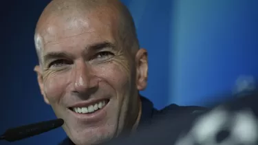 Zinedine Zidane le abre las puertas del Real Madrid a Mbappé. | Foto: AFP