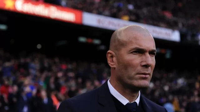 Zidane no pierde en el Camp Nou y está a un partido del récord de Beenhaker