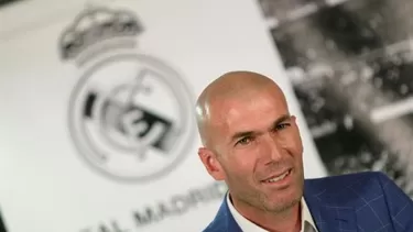 Zinedine Zidane: "Siento más emoción que cuando firmé como jugador" Zinedine Zidane: "Siento más emoción que cuando firmé como jugador"