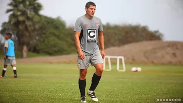 Aldo Corzo, lateral derecho de Universitario de Deportes.