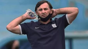 Alianza Lima anunció la salida de Carlos Bustos como DT blanquiazul