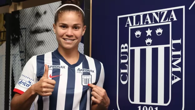 Alianza Lima aseguró a su goleadora Adriana Lúcar por dos temporadas