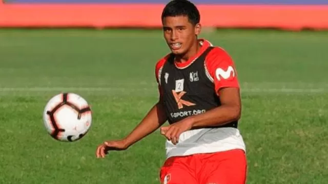 Kluiverth Aguilar tiene 16 años y juega de lateral derecho. | Video: Movistar Deportes