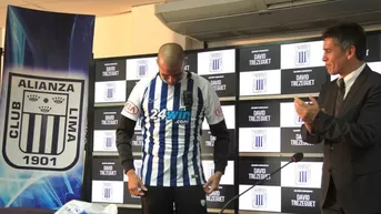 Alianza Lima: David Trezeguet visitó Matute y se puso la blanquiazul