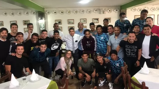 Directivos y jugadores de Alianza Lima se reunieron en almuerzo de confraternidad | Foto: Alianza Lima.