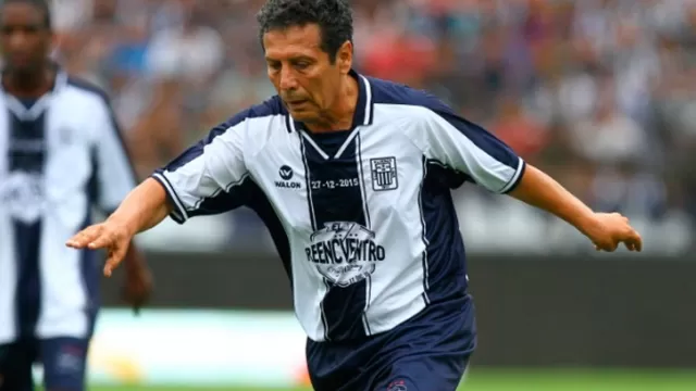 César Cueto, exfutbolista peruano de 68 años. | Video: Fútbol en América