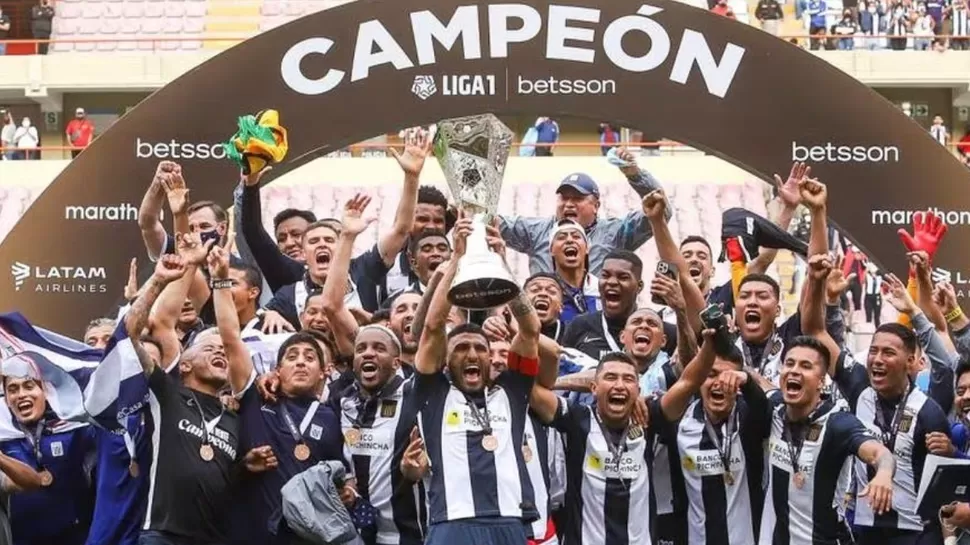 Alianza Lima salio campeón al vencer a Sporting Cristal. | Foto: Liga 1