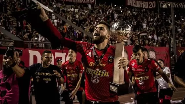 Quijada llega de ser campeón y mejor jugador 2019 de Venezuela | Video: @rubertq6