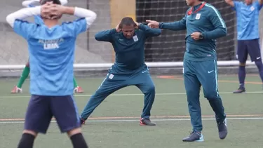 Víctor Reyes ha sido entrenador de las divisiones menores de Alianza Lima | Foto: Alianza Lima. Víctor Reyes ha sido entrenador de las divisiones menores de Alianza Lima | Foto: Alianza Lima.