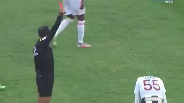 Aquí revive la falta de Francisco Duclós | Video: Gol Perú.