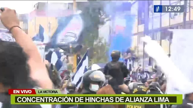 Alianza Lima vs. Sporting Cristal: Hinchas íntimos protagonizan incidentes en alrededores de Matute