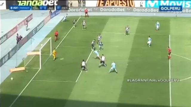 Alianza Lima vs. Sporting Cristal: Hohberg falló increíble gol y Gareca reaccionó en la tribuna