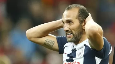 Hernán Barcos, delantero de Alianza Lima. | Foto: AFP