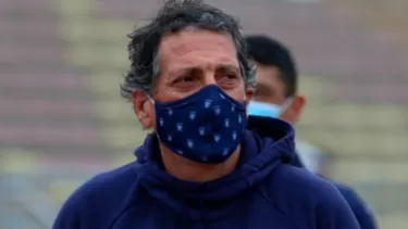 Mario Salas, entrenador chileno de 53 años. | Foto: Líbero