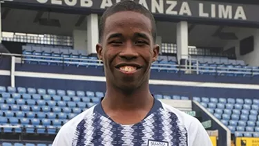 Jeremi Escate, mediocampista nacional de 18 años. | Foto: Alianza Lima