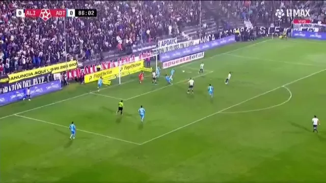 Alianza vs ADT: Rodríguez se perdió el gol solo frente al arco. | Foto y video: Liga 1