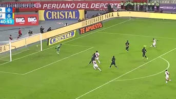 Andy Polo quedó mano a mano y erró el 1-0 de Perú ante Ecuador