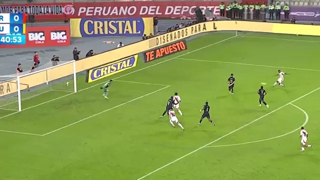 Andy Polo no pudo convertir el 1-0 de Perú ante Ecuador por las Eliminatorias / América TV