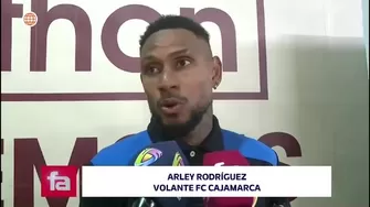Arley Rodríguez se mostró crítico con arbitraje tras derrota de FC Cajamarca ante Universitario / Captura / FA