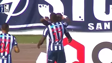 Así fue el gol de Castillo para el 1-0 de Alianza Lima vs Grau