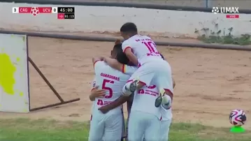 Bandiera y Grau hunden a César Vallejo: 3-0 en primer tiempo