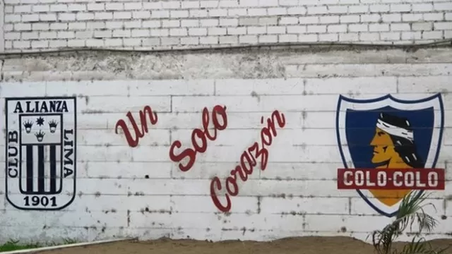 ¿Barra de Alianza Lima apoya a la de Colo Colo, rival de Universitario?