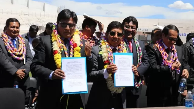 Agustín Luque, presidente regional de Puno, y Juan Carlos Aquino, presidente de Binacional | Foto: Binacional