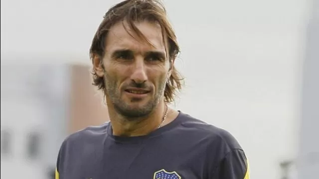 Boca: la patada del 'Flaco' Schiavi a periodista que estaba en vivo