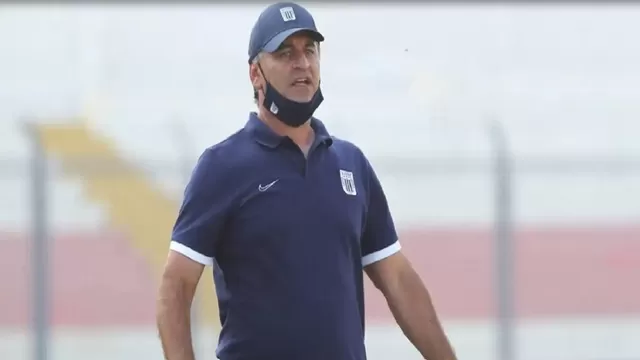 Carlos Bustos: Joao Montoya será titular en el partido de hoy de Alianza Lima ante Cusco FC. Video: América Deportes