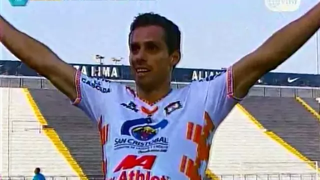 Carlos Orejuela anotó así el 1-0 de Ayacucho FC ante Alianza en Matute