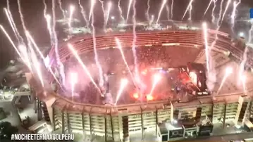 Universitario recibió su Centenario en medio de una gran fiesta en el Monumental